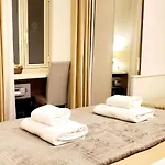 Vela Rooms
